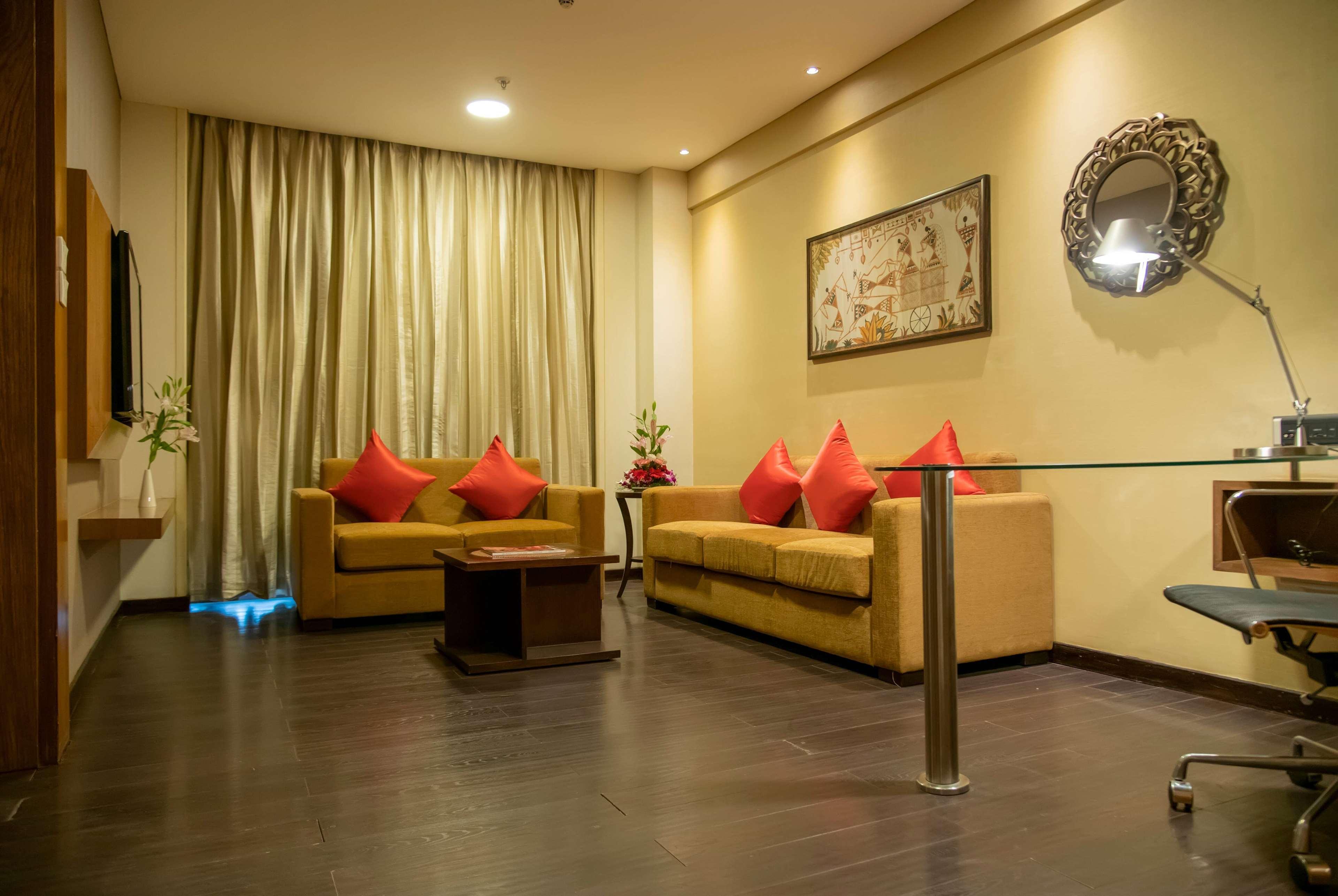 Ramada Plaza By Wyndham Pune Hinjewadi Dāpuri Εξωτερικό φωτογραφία